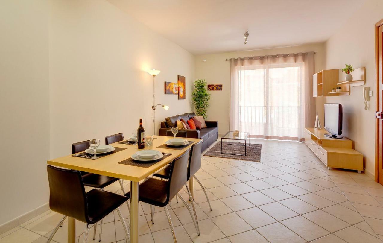 Spacious, Top Location Sliema Apartment Екстер'єр фото