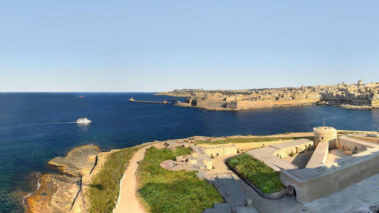 Spacious, Top Location Sliema Apartment Екстер'єр фото