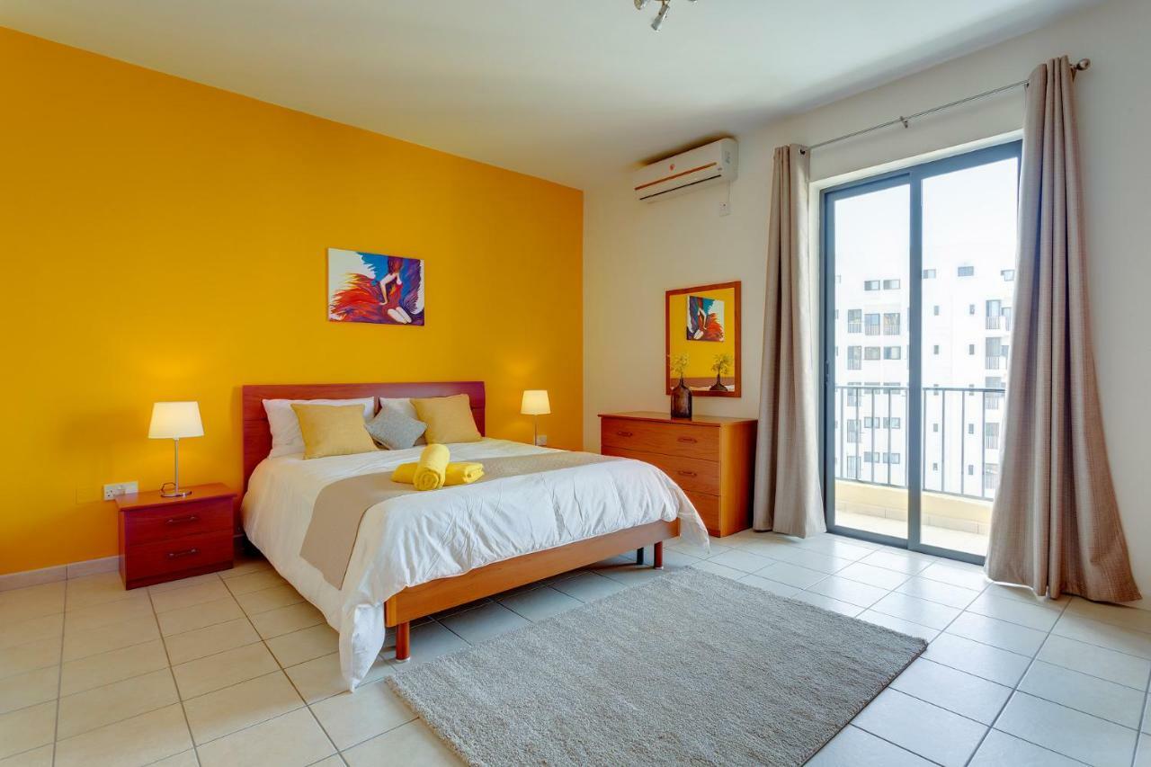 Spacious, Top Location Sliema Apartment Екстер'єр фото