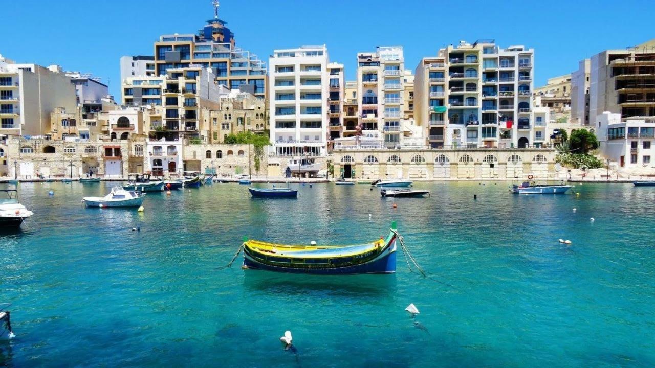 Spacious, Top Location Sliema Apartment Екстер'єр фото